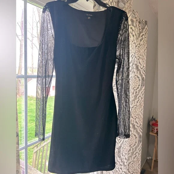 macy's black velvet dress Macy Formal Velvet Dress main image 1